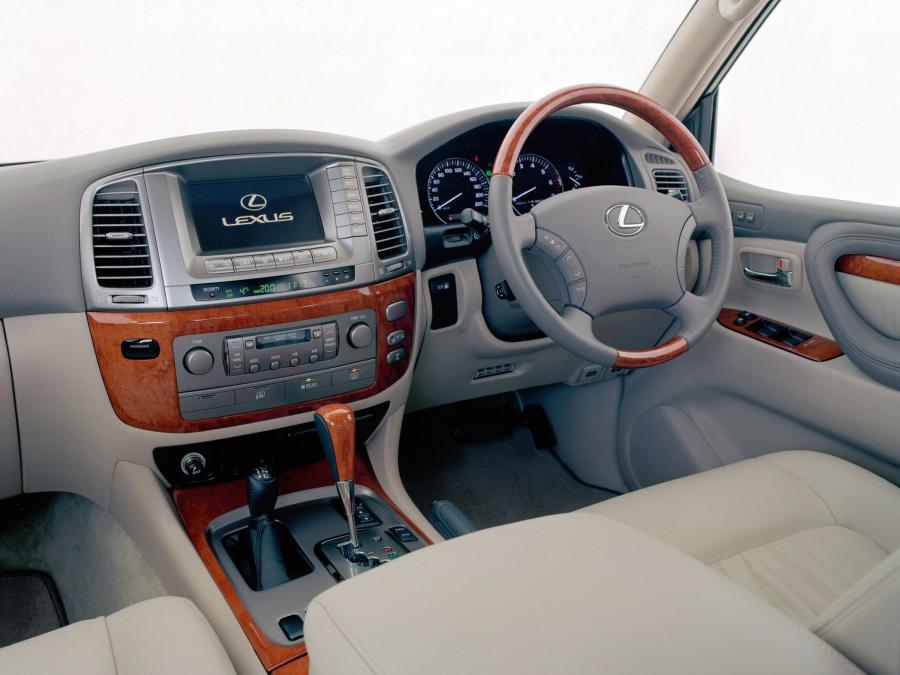  Lexus LX470 2003 года  (AU) (фото 9 из 10)
